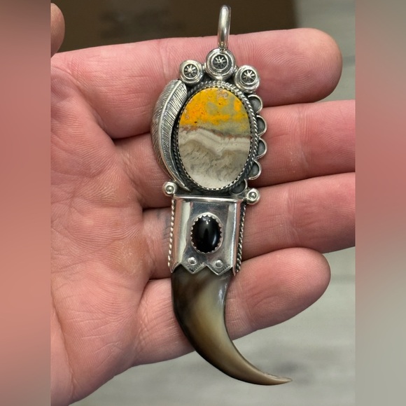 Sterling silver HUGE signed bumblebee jasper & onyx signed bear claw pendant 925 - Picture 5 of 14